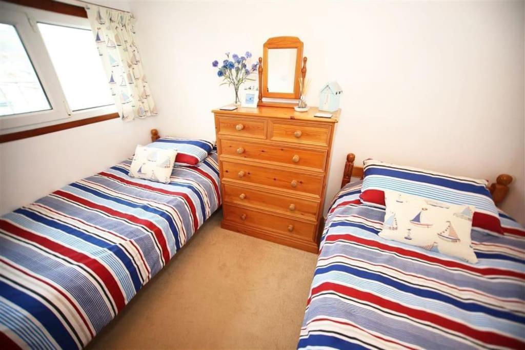 Harbour Haven: Spectacular Views Appartement Porthmadog Buitenkant foto