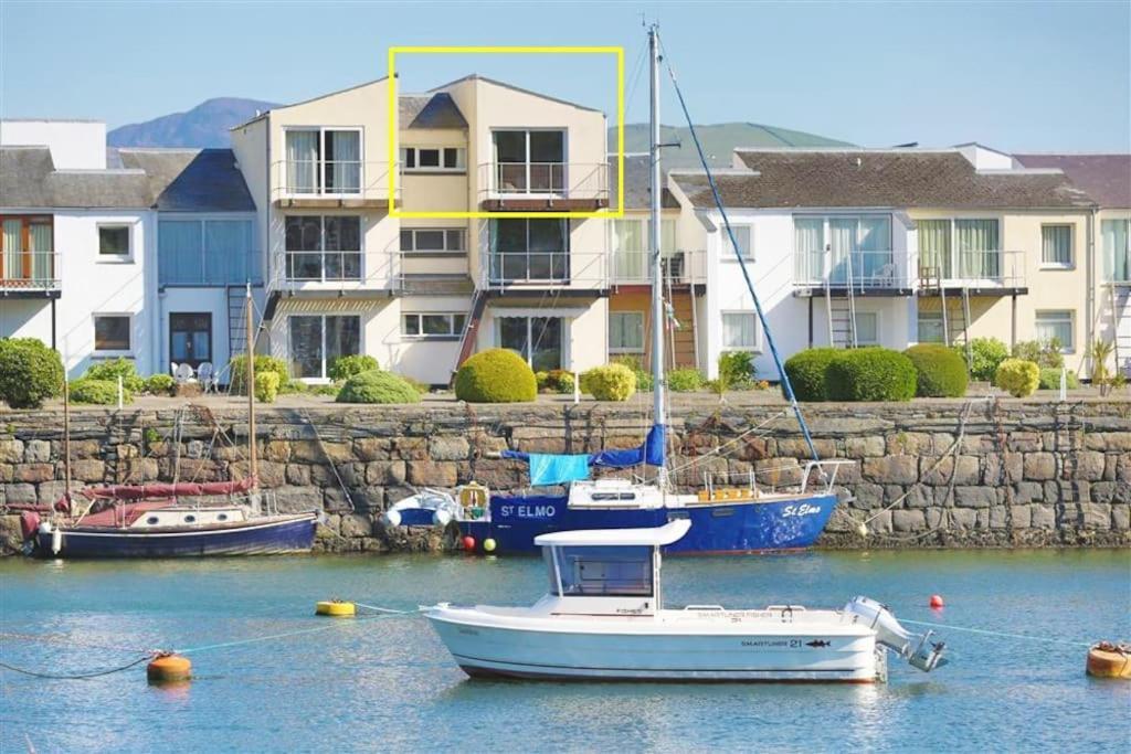 Harbour Haven: Spectacular Views Appartement Porthmadog Buitenkant foto